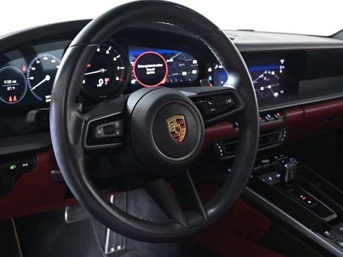 Certified 2022 Porsche 911 Carrera RWD image 12