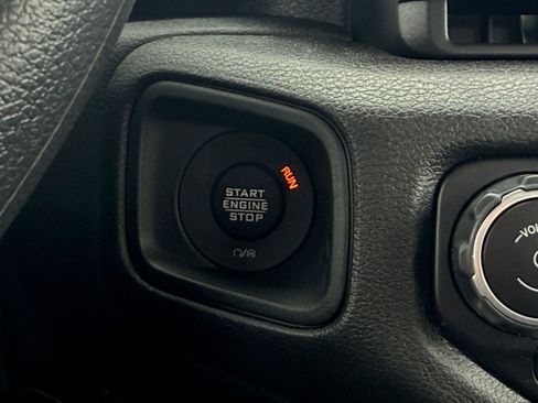Used 2024 Jeep Wrangler Sport AWD/4WD image 25