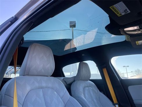 Used 2023 Polestar Polestar 2 w/ Pilot Pack image 43