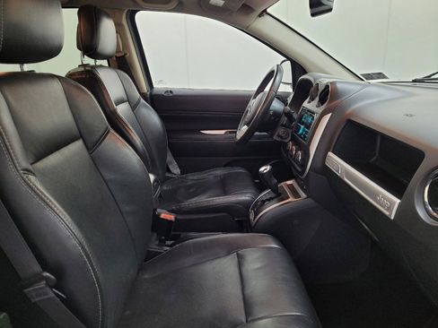 Used 2016 Jeep Compass High Altitude AWD/4WD image 21