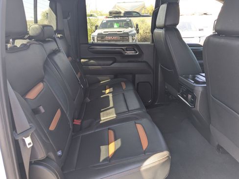 Used 2024 GMC Sierra 3500 AT4 w/ AT4 Premium Plus Package image 26