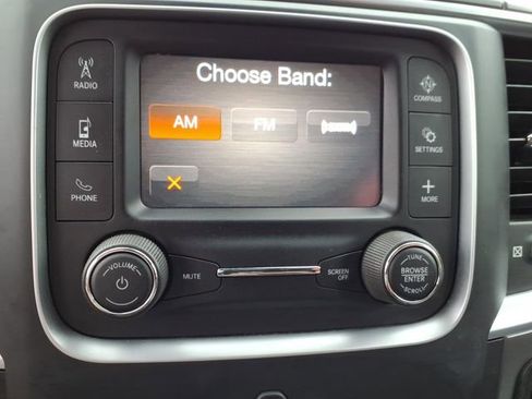 Used 2021 RAM 1500 Classic SLT RWD image 6