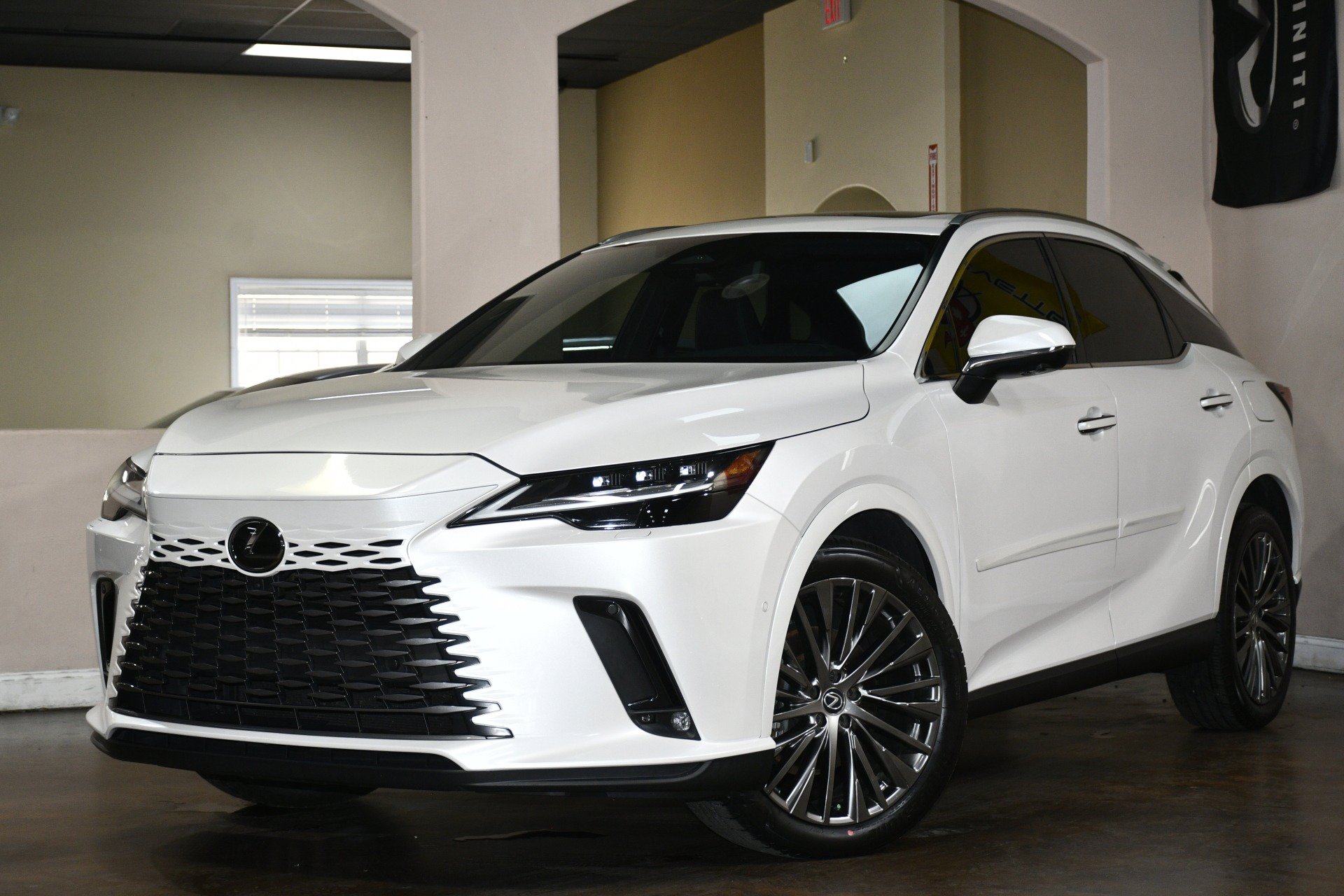 Used 2023 Lexus RX 350 AWD w/ Accessory Package image 4