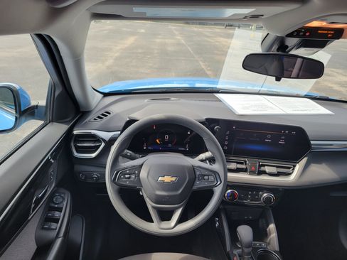 Certified 2024 Chevrolet TrailBlazer LT w/ Driver Confidence Package FWD image 12