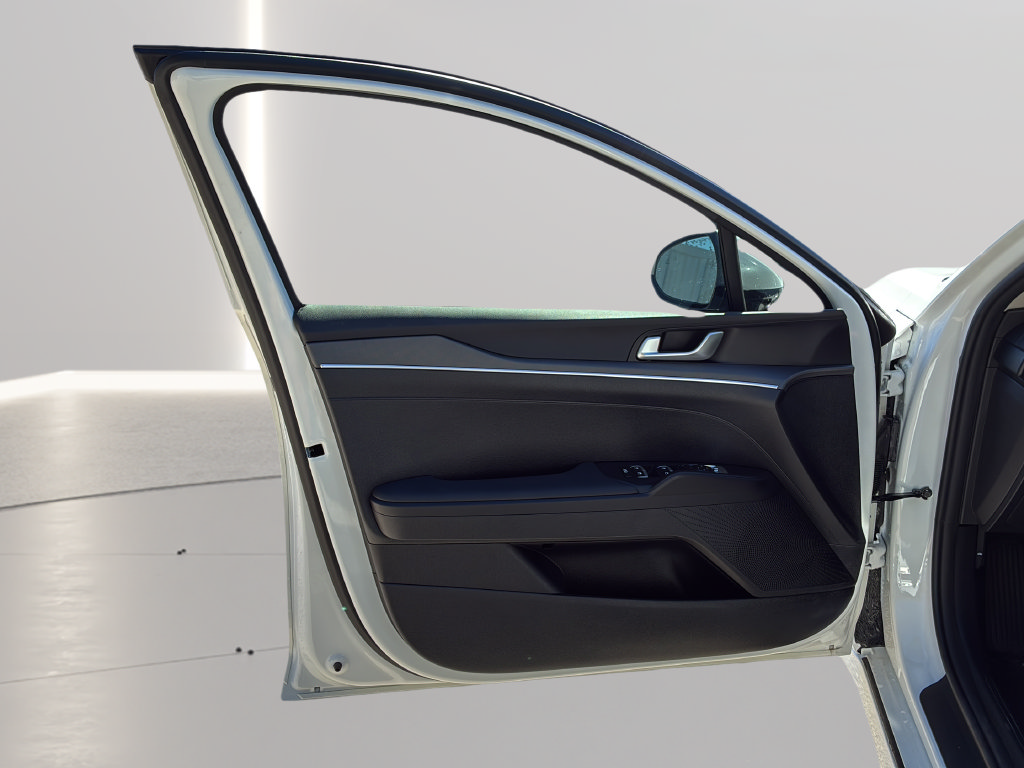 New 2026 Kia K5 LXS FWD image 11