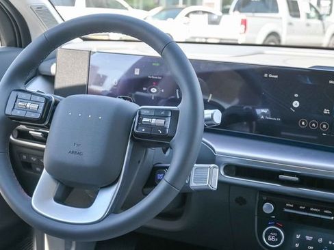 New 2026 Hyundai Ioniq 9 Limited image 18