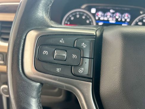 Used 2021 Chevrolet Suburban Premier RWD image 19