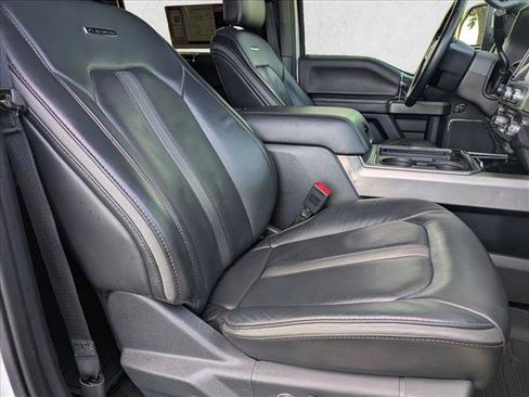 Used 2022 Ford F350 Platinum w/ Tremor Off-Road Package AWD/4WD image 19
