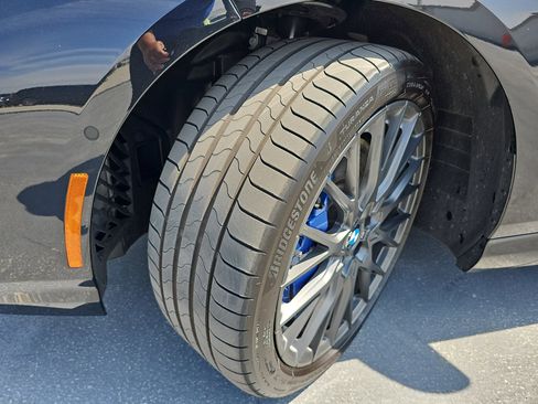 Used 2025 BMW M235i xDrive w/ Premium Package image 32