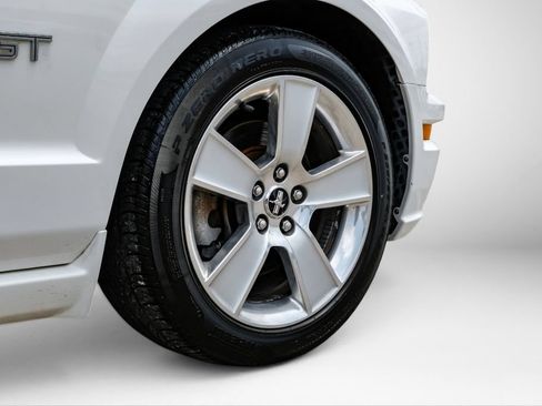 Used 2007 Ford Mustang GT Premium RWD image 45