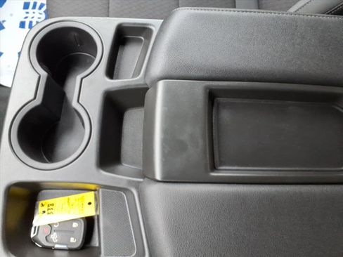 Used 2021 Chevrolet Silverado 1500 LT image 23