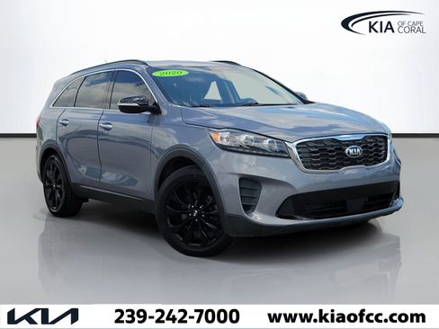 Used 2020 Kia Sorento S FWD image 1