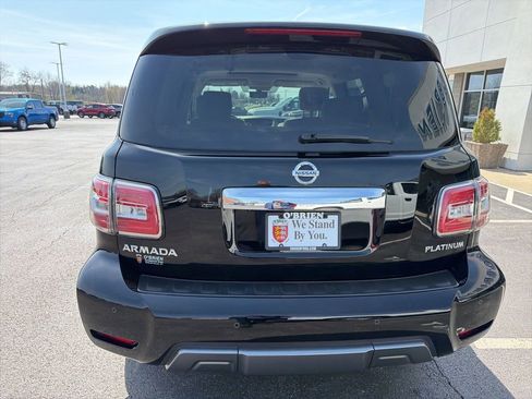 Used 2020 Nissan Armada Platinum w/ Captain's Chairs Package image 4