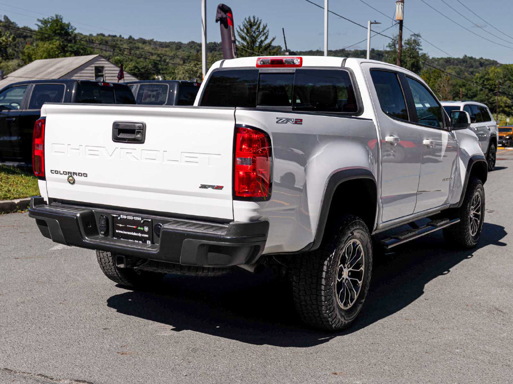 Used 2022 Chevrolet Colorado ZR2 AWD/4WD image 4