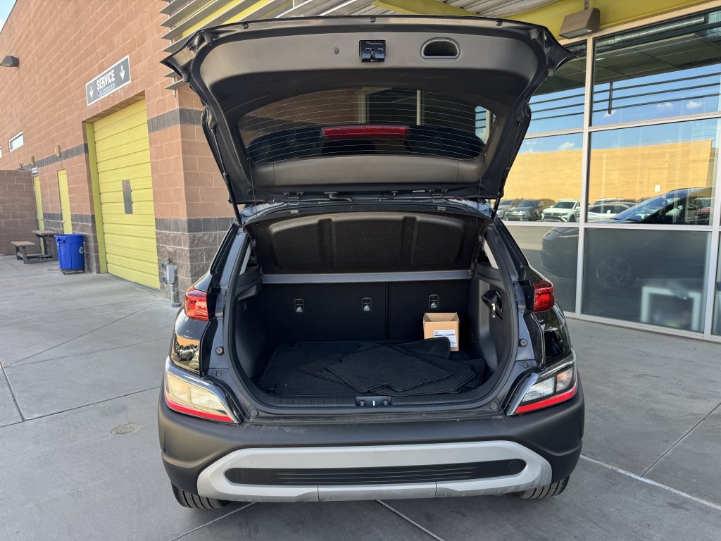 Used 2023 Hyundai Kona SEL w/ Cargo Package AWD/4WD image 32