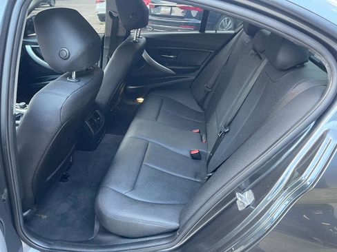 Used 2018 BMW 320i Sedan image 14