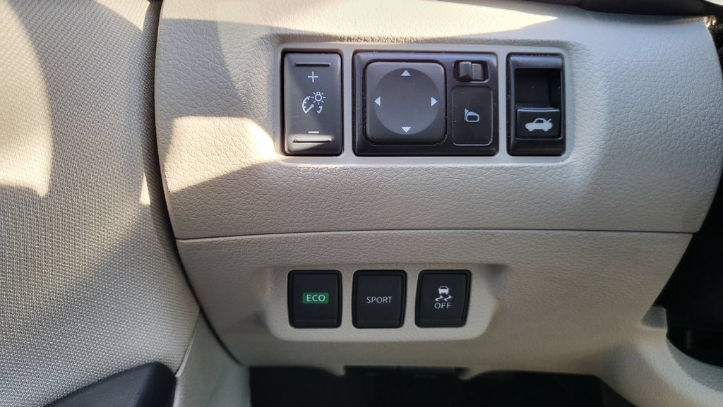 Used 2017 Nissan Sentra S FWD image 35