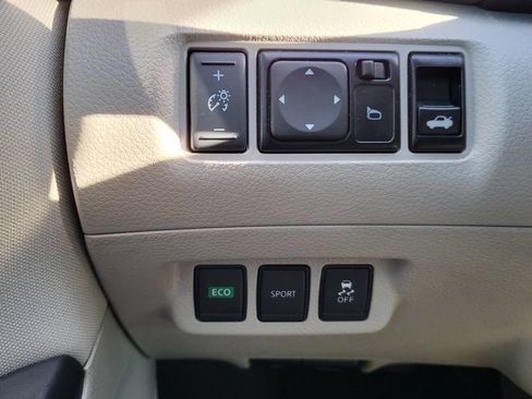 Used 2017 Nissan Sentra S FWD image 35