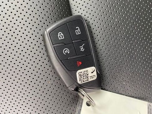 Certified 2023 Buick Envision Essence image 25