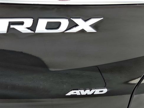 Used 2018 Acura RDX w/ Advance Package AWD/4WD image 13