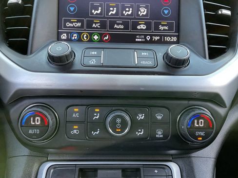 Used 2023 GMC Acadia SLE w/ Driver Convenience Package AWD/4WD image 26