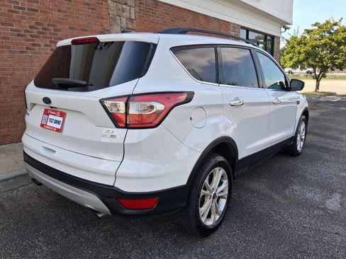 Used 2018 Ford Escape SE AWD/4WD image 5