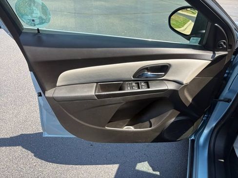 Used 2011 Chevrolet Cruze LS w/ Connectivity Package FWD image 17