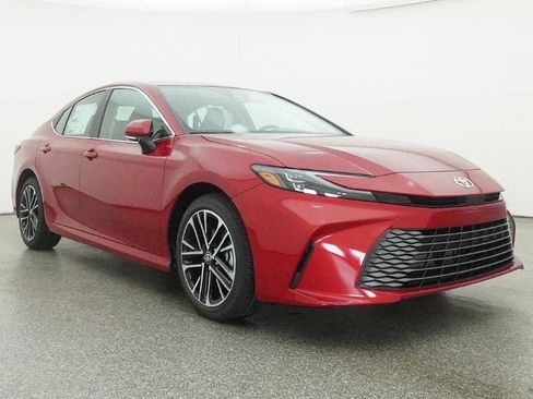 New 2026 Toyota Camry XLE FWD image 29