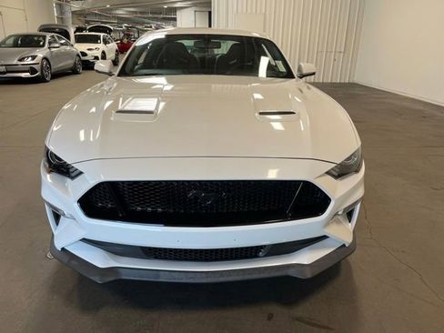 Used 2018 Ford Mustang GT Premium w/ GT Performance Package RWD image 8