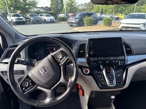 Used 2018 Honda Odyssey Elite image 4
