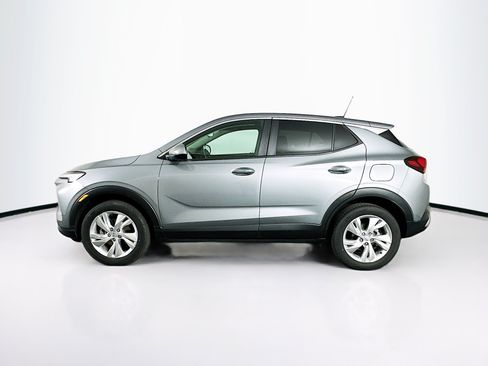 Used 2025 Buick Encore GX Preferred AWD/4WD image 4