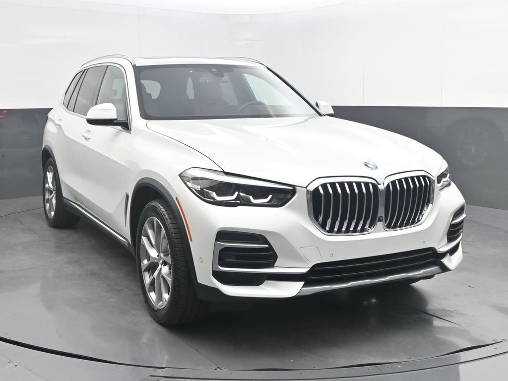 Used 2022 BMW X5 sDrive40i w/ Premium Package RWD image 9