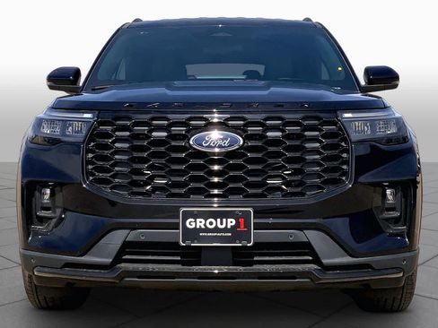 New 2026 Ford Explorer ST-Line RWD image 3