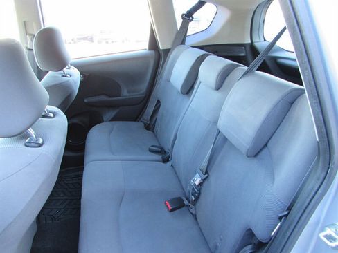 Used 2013 Honda Fit image 18