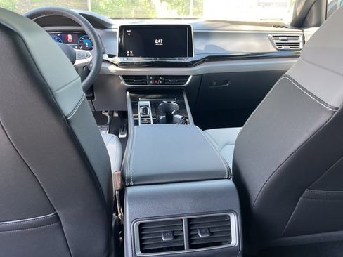 New 2025 Volkswagen Atlas Cross Sport SEL R-Line image 16