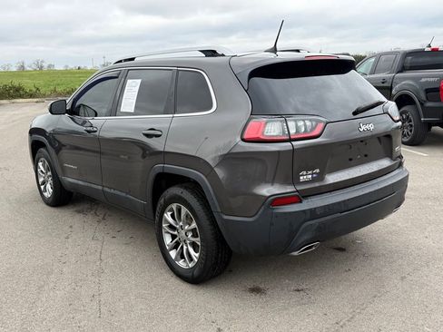 Used 2019 Jeep Cherokee Latitude Plus w/ Comfort/Convenience Group image 37