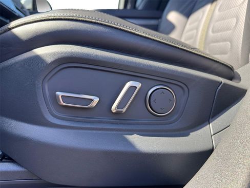 Used 2023 Rivian R1S Adventure image 12