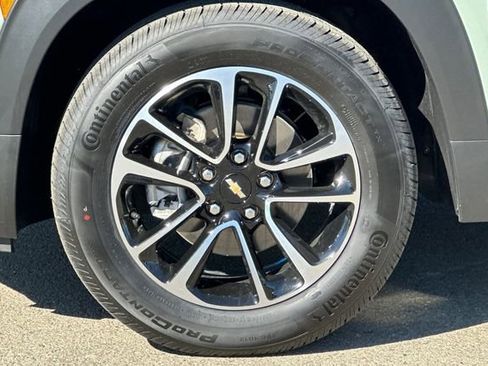 New 2026 Chevrolet TrailBlazer LT FWD image 35