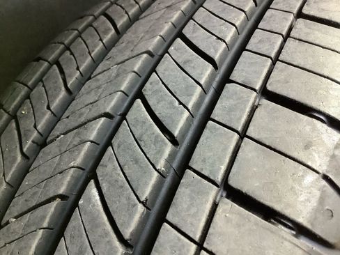 Used 2024 GMC Terrain SLE w/ Driver Convenience Package image 22