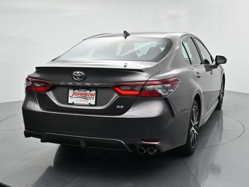 Used 2024 Toyota Camry SE FWD image 6