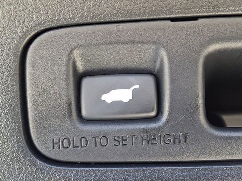 Used 2024 Honda CR-V EX-L image 30