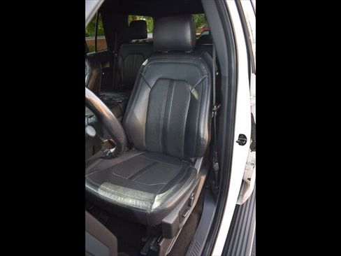 Used 2019 Ford Expedition Limited w/ Special Edition Package RWD image 17