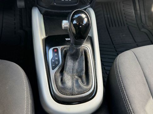 Used 2012 Kia Soul + image 17