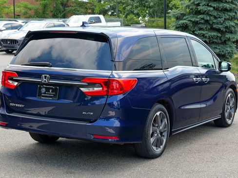 Used 2024 Honda Odyssey Elite image 7