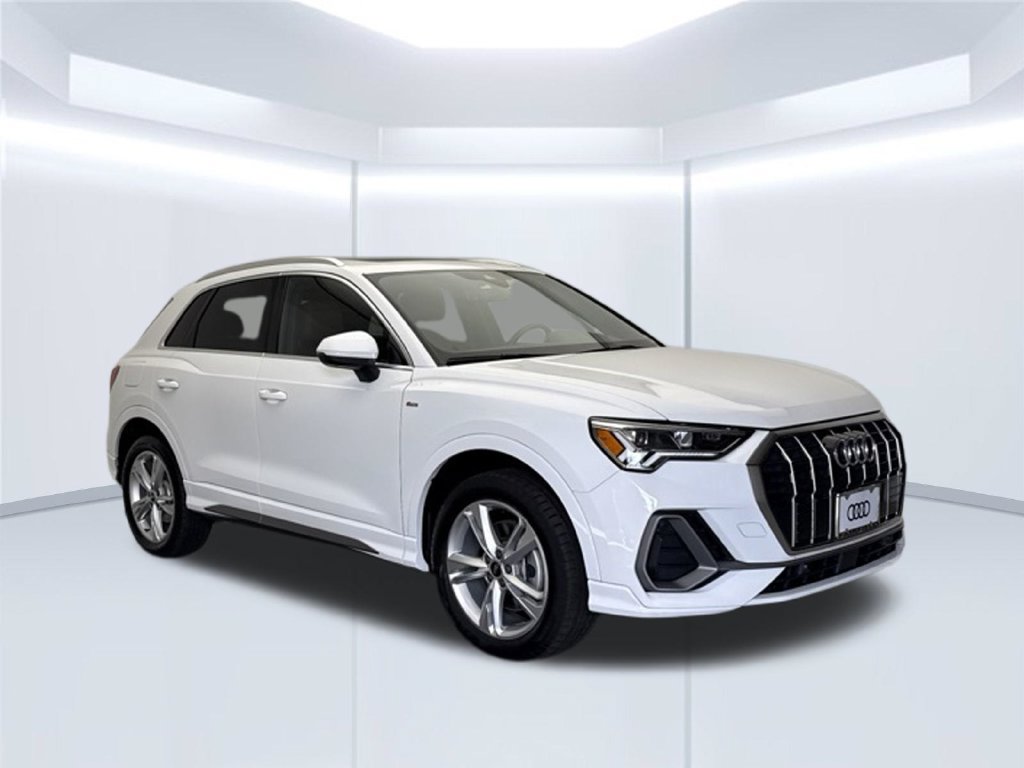 Certified 2024 Audi Q3 2.0T Premium Plus AWD/4WD image 10