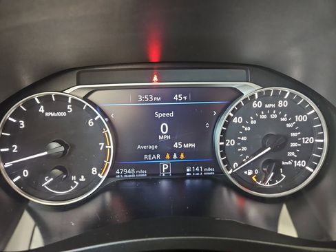 Used 2024 Nissan Altima 2.5 SR image 10