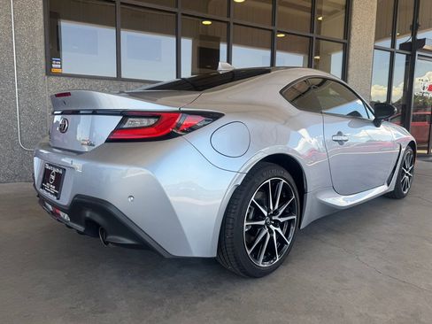 Used 2024 Toyota GR86 CAR image 35