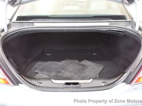 Used 2015 Jaguar XJ image 56