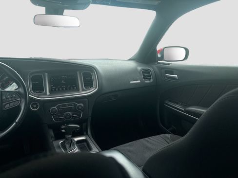 Used 2022 Dodge Charger SXT RWD image 22