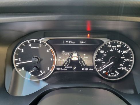 Certified 2025 Nissan Rogue S image 18